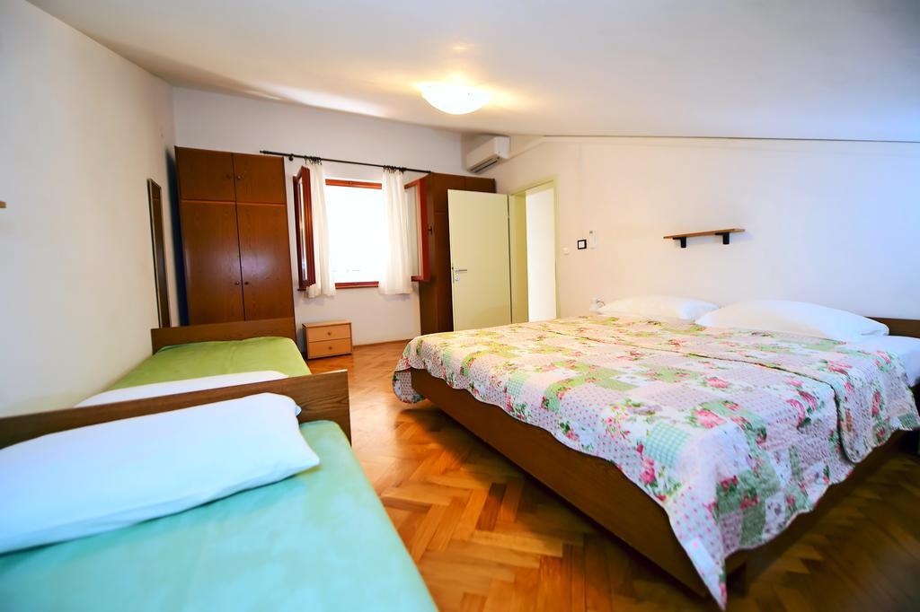 Apartments Zdjelar بوريتش المظهر الخارجي الصورة