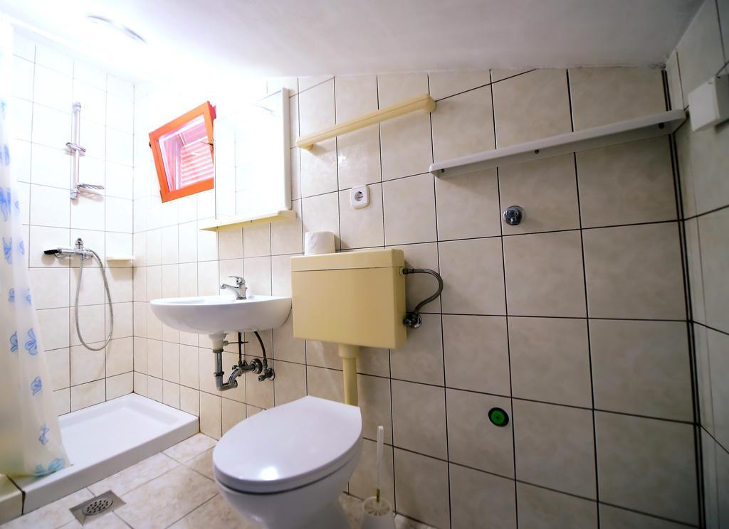 Apartments Zdjelar بوريتش المظهر الخارجي الصورة
