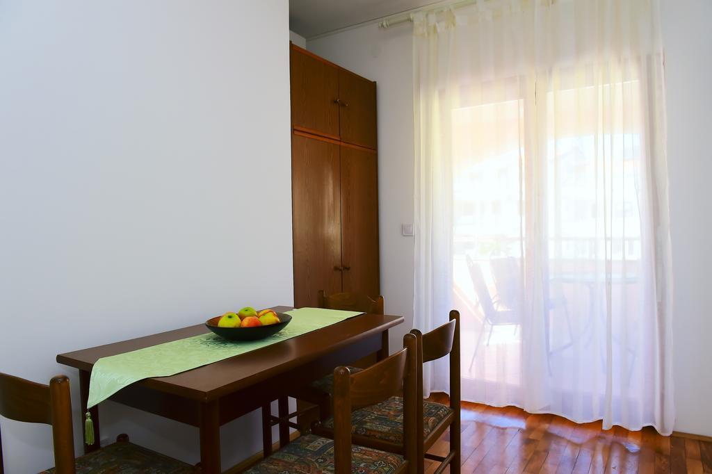 Apartments Zdjelar بوريتش المظهر الخارجي الصورة