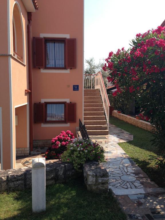 Apartments Zdjelar بوريتش المظهر الخارجي الصورة